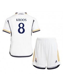 Real Madrid Toni Kroos #8 Replika Hemmakläder Barn 2023-24 Kortärmad (+ byxor)